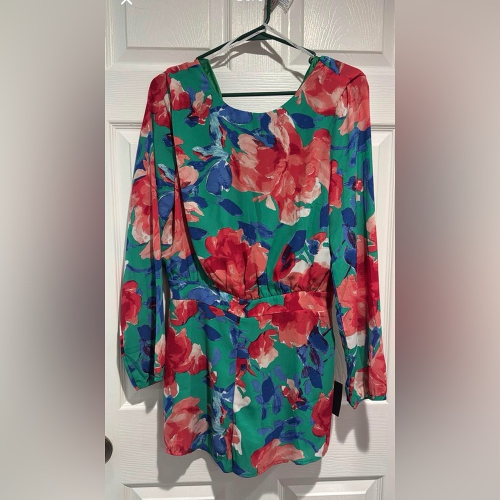 Lulu's Floral Romper NWT
